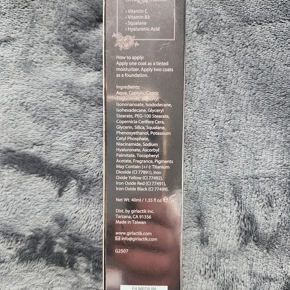 Girlactik 2-in-1 Luminous Tint Foundation - Cream - Picture 2 of 6